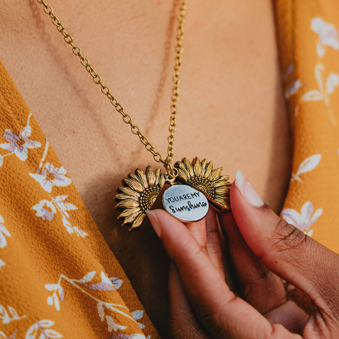 🌻"You Are My Sunshine"🌞Sunflower Necklace