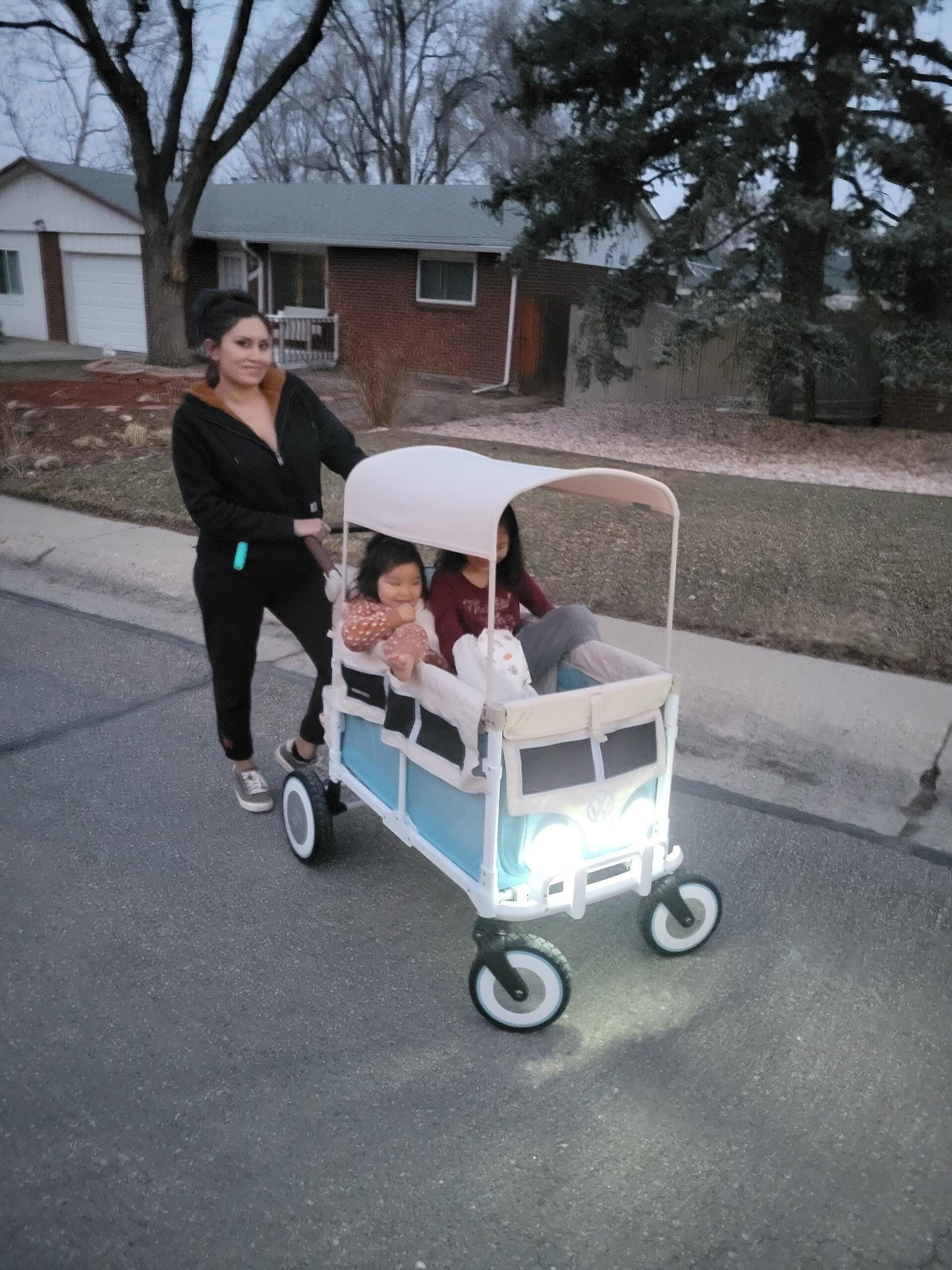 VW4 Volkswagen Stroller Wagon